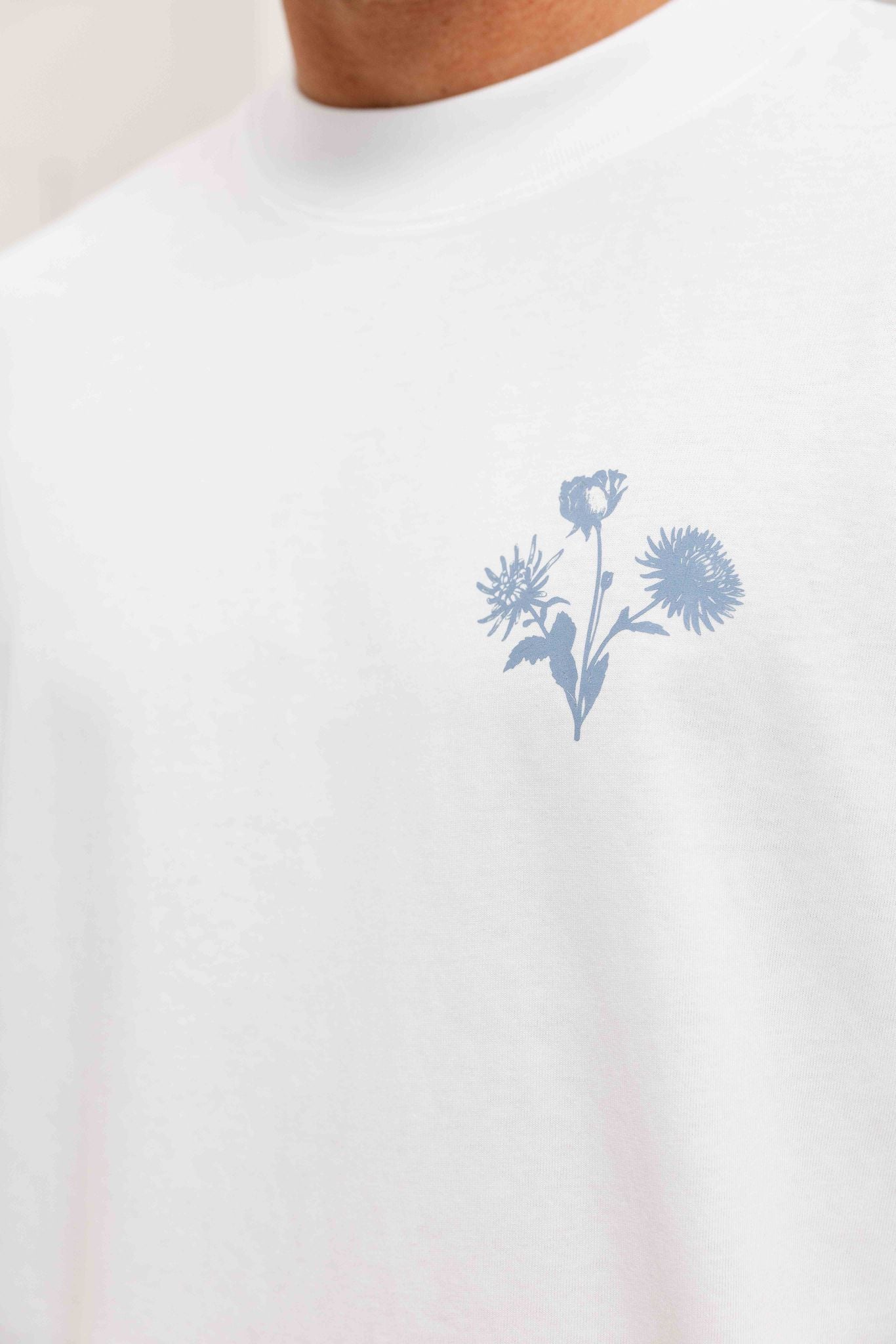 Hemera Flower T-Shirt Wit